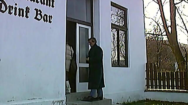 Young (Germany 1992, Kristina Gabor, Andrea Minetti) - Kristina Blond