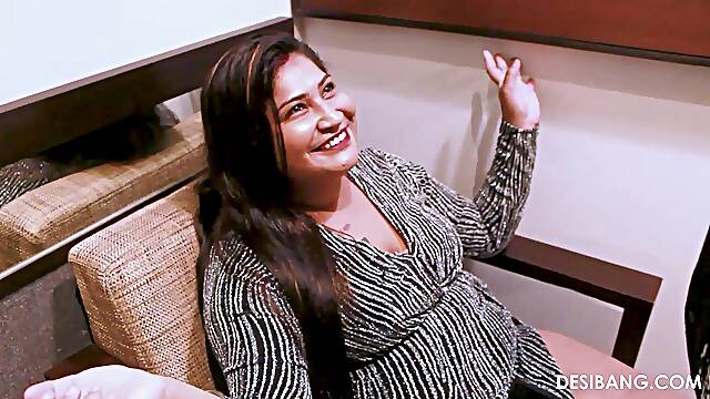 Black hunk fucks girlfriend's chubby mom a little too hard