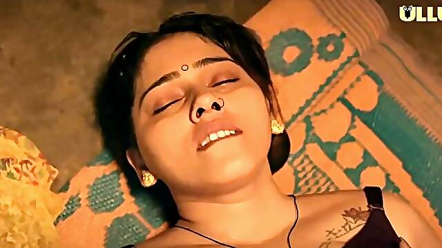 Sleaze indian milf has A load of peak all over moth