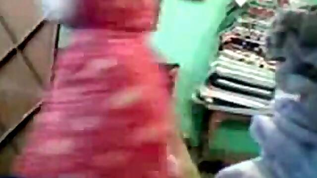 Mature arab couple has a missionary quickie with creampie