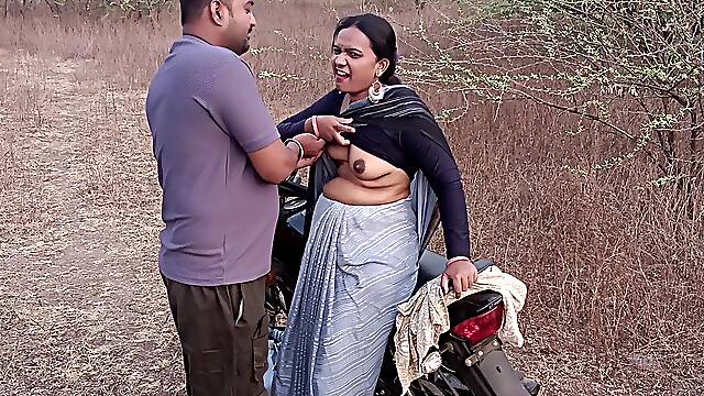 Natural Tits Horny Indian MILF Bhabhi Outdoor Sex - Hindi Audio