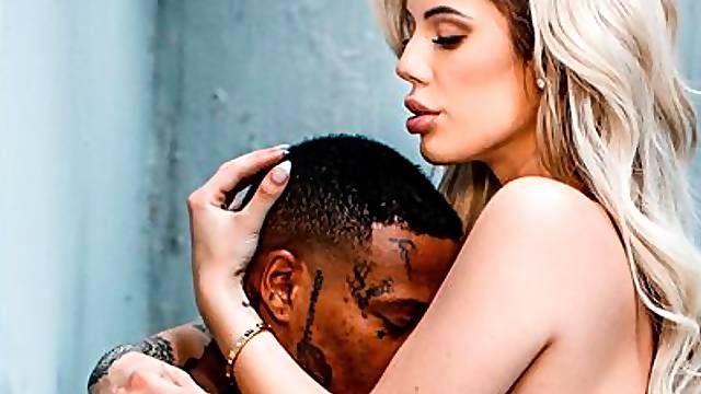 Sex-addicted white babe Luna Skye and a giant black dick
