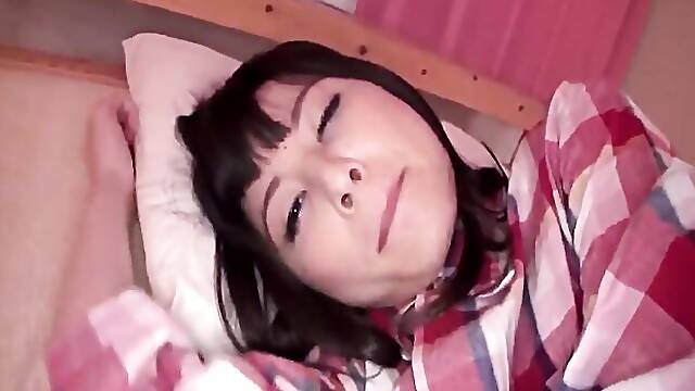 Stunning Ayumi Iwasa - pussy licking dirt - Hey Milf