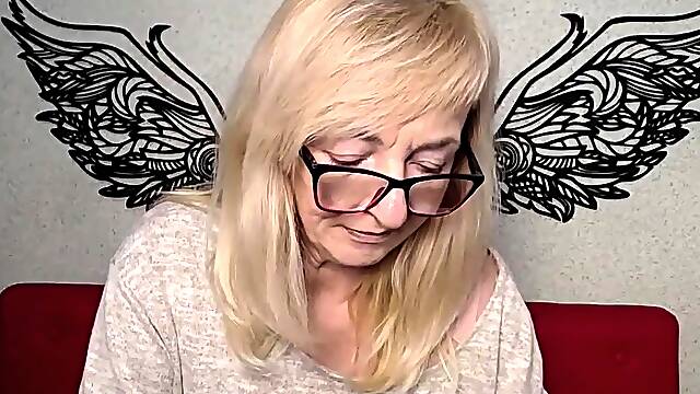Blonde amateur MILF with glasses chatting on webcam show