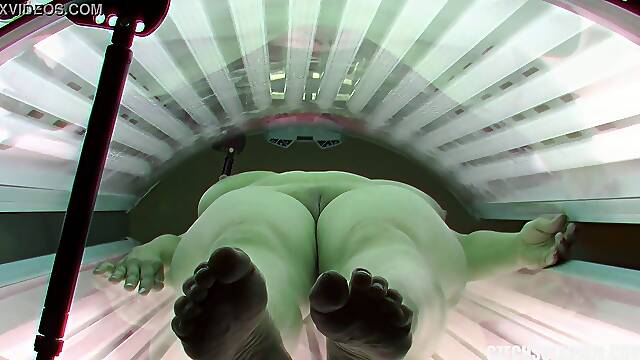 Huge Natural Tits in Solarium