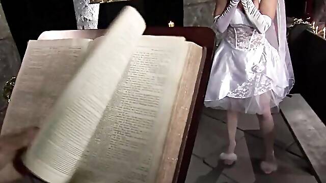 Provocative Tanya Cox - wife trailer - MILF & GRANNY STORE