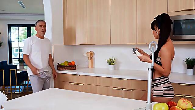 Alina Lopez and Mick Blues Big-Tits Soapy Hardcore