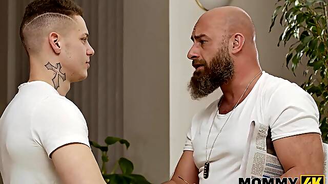 MOMMY4K. Crazed Bunch