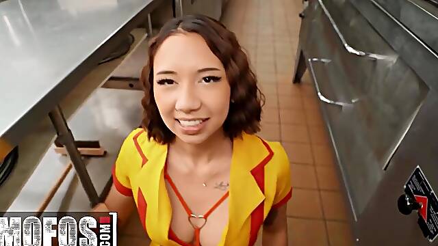 After Fucking In Multiple Positions Kimora Quin Gets A Massive Creampie From Charles Dera