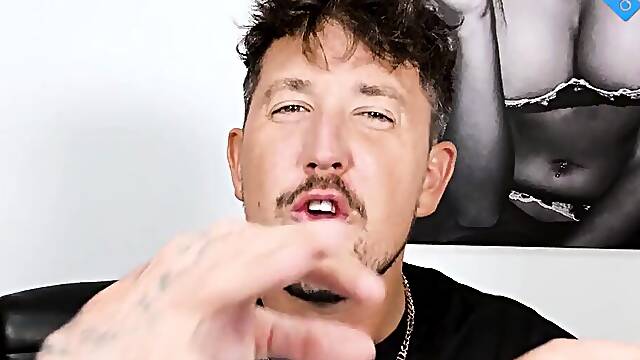 RICHELLE RYAN TEACHES HOW TO MAKE A GIRL COME