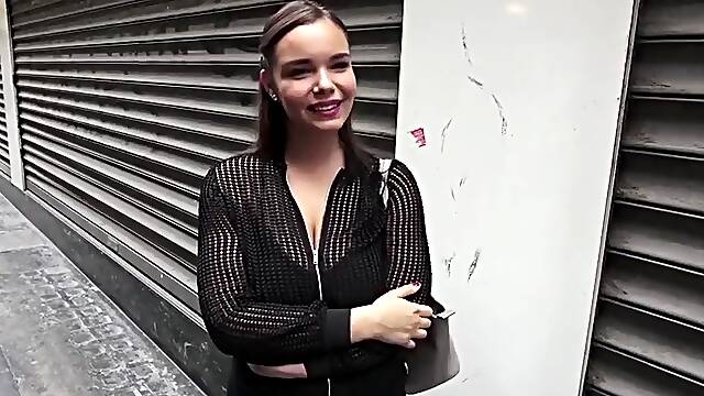 Sofia Lee - Fuck My Curvy Ass