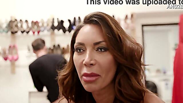 Behind the pissing scenes AHB016, Alexxa Vice, Vittoria Devine. More info in description