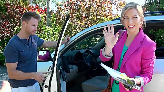 Blonde Beauty Commands with Squirt in a Bedroom Fantasy