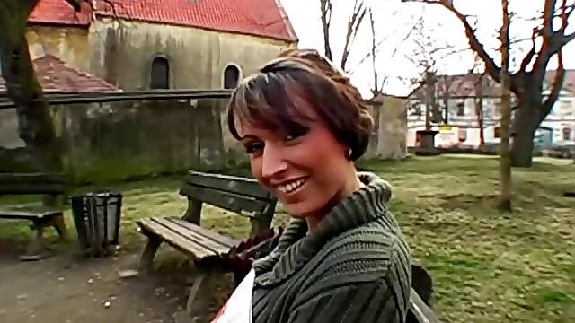 Brunette temptress unleashes wild passion in steamy lucky escapade