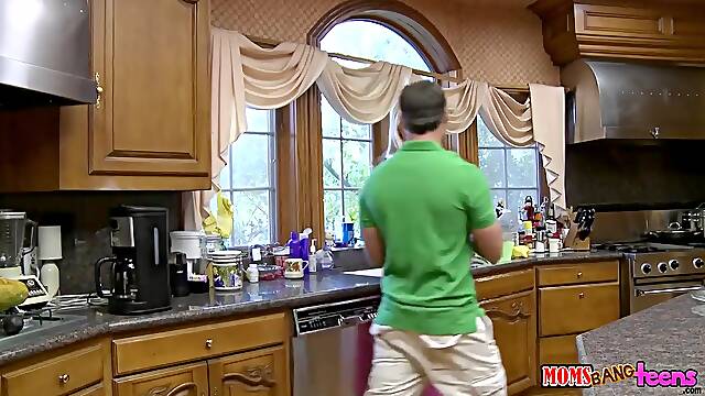 Karen Fisher,molly Bennett