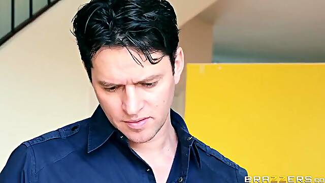 Nicolette Shea And Vivian Azure - All Dolled Up