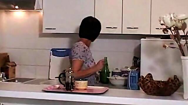 Je Baise Ma Mere...J&amp;#039;Encule Ma Soeur (Complete Family Movie) F70