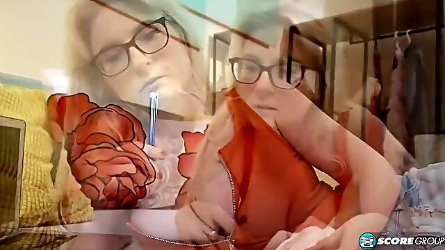 Casey Deluxe And Hot Milf - Plays With Her