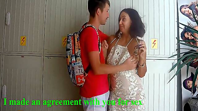 Alina Tumanova - I Drove Up On A Bike To The Mature Stepmother Of My Friends Slut And Quickly Agreed To Have Sex 9 Min