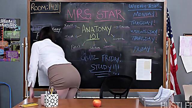 Alyx Star - Hot Girl With Black Guy