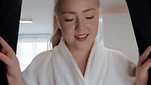 Hot Lesbians Lured A Guy For A Sex Experiment - Mandy Bright, Cassie Del Isla And Big Dicks