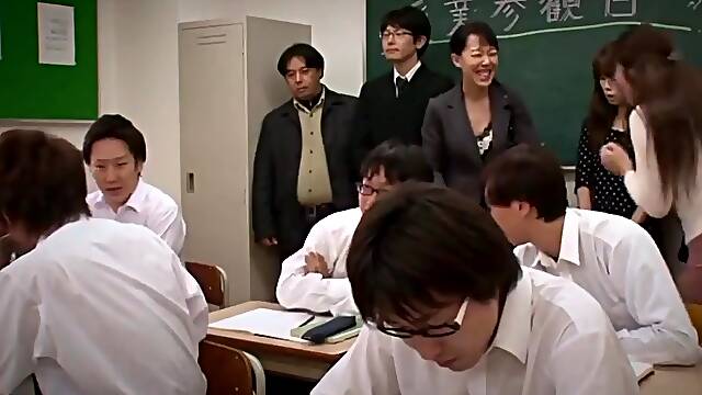 Big-bosomed Asian Mature Porn Clip - Hitomi Tanaka