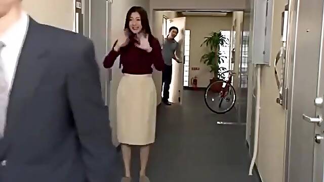 RCT-699 I Neighbor Who Had A Look At It And Beautiful Wife Foreclosed 2