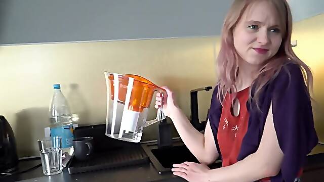 Light Fairy goes down on stepbrother to suck his pecker