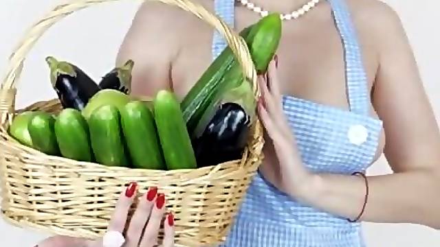 Eccentric blonde shoves several cucumbers into her asshole