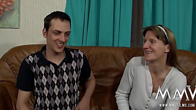 Shy virgin lad fucks mature whore with sagging tits