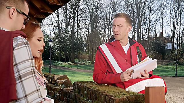 Redhead MILF Ella Hughes seduced a mail man for a quickie. HD