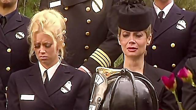 Cock hungry blonde pornstar Jenna Jameson gets cum on boobs ending