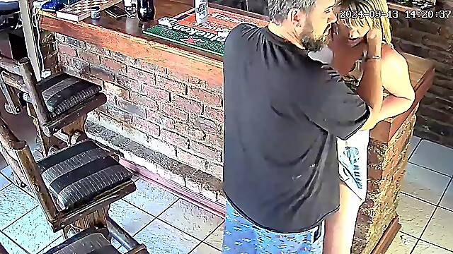 Cheating wife caught