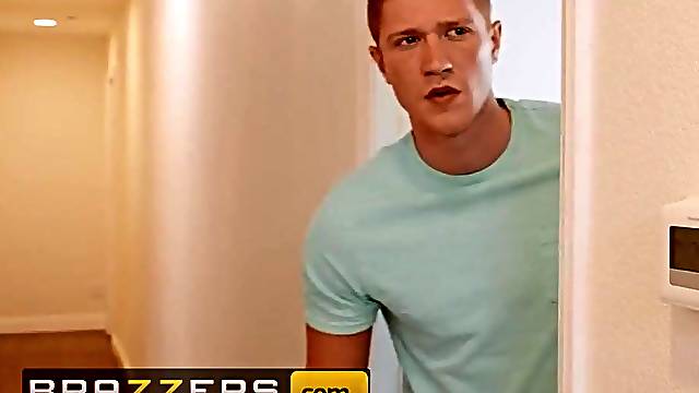 The Merely Thing Thats Slipping Is Olivers Dick Into His Stepmoms Mellanie Monroe Constricted Holes - Brazzers