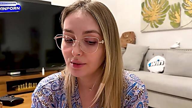 Sex with my most excellent allys STEPMOM on the bed