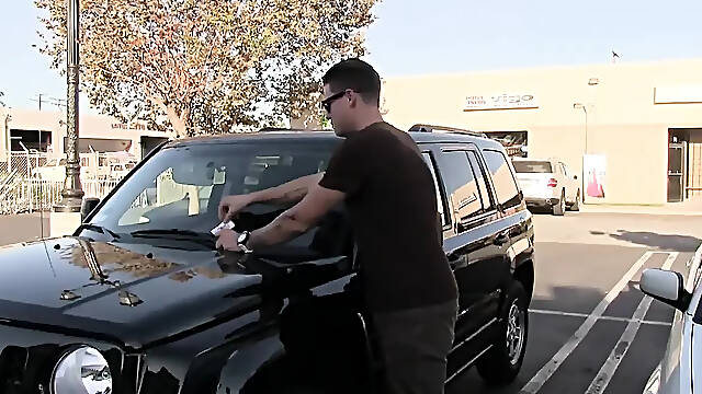 My stepmom likes wang so much!!!