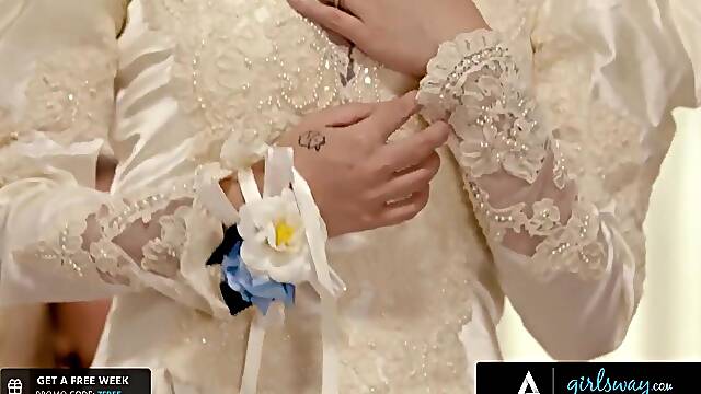 Glamorous Bride Screws Her Hot Stepmom