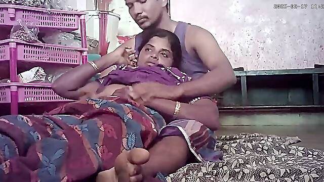 Indian village mansion wifey hot demonstrate and eat milk housband