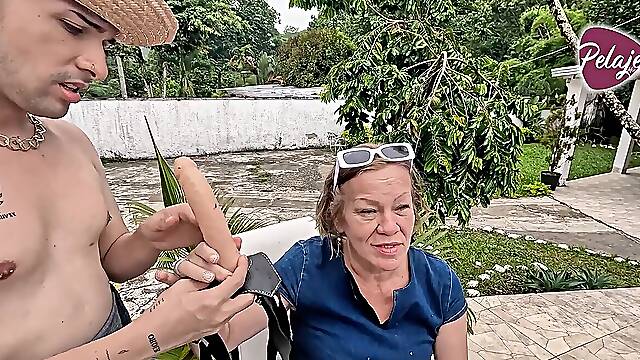 The gardener found my secret, so I stuck it up his butt and he luved it!