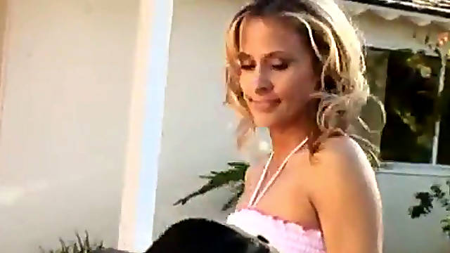 Super-steamy milf Befriends Neighbor with big black cock - Cireman