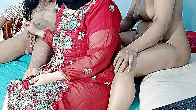 Big ass sasu maa netu chatting while desi indian wife fucked in threesome in cowgirl