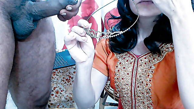 Lusty Lovers Seduces