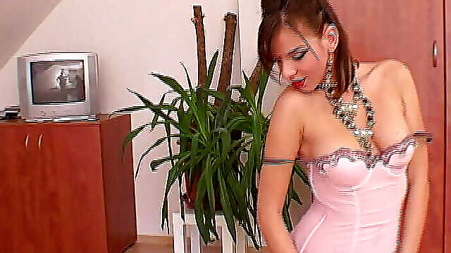 Masturbating camgirls Webcamgirls want Sex 