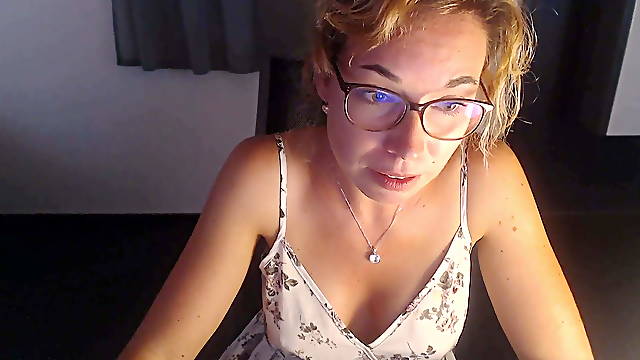 ALL WET! Xhamster live Webcamshow - no sound