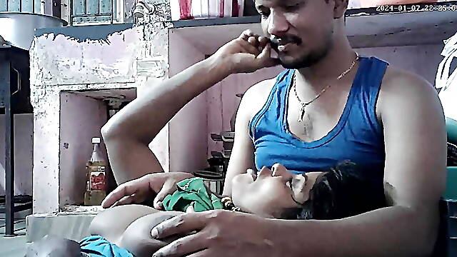 Indian house wife big boobs natural tits