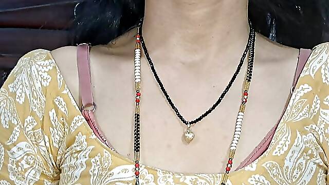 Hot Bhabhi Xshika Blowjob throabbing