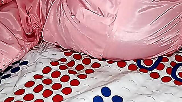 Indian hot Desi bhabhi fucked by her husband dogi style sex and hard-core-outdoor and home made...