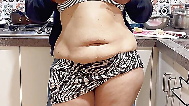 Desi Couple having Romantic Softcore Sex in Kitchen - Submissive Indian Milf Moans Louder