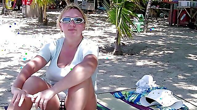 Story: Sexy Vacation in Paradise