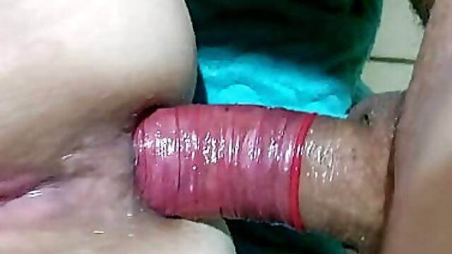 AMATEUR ANAL WITH A CONDOM